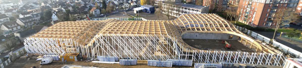 Modern fransk sportstad med ov�ntade tr�kurvor