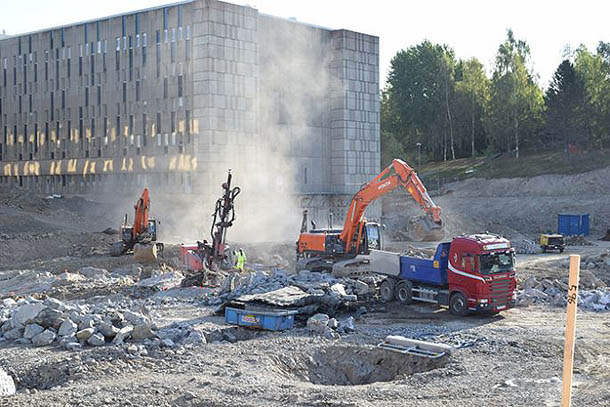 Byggstart f�r b�ttre v�rd p� Karolinska Huddinge